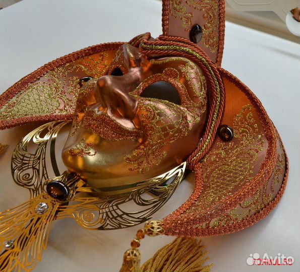 201807 Маска La gioia 611 Tricorno con metalli