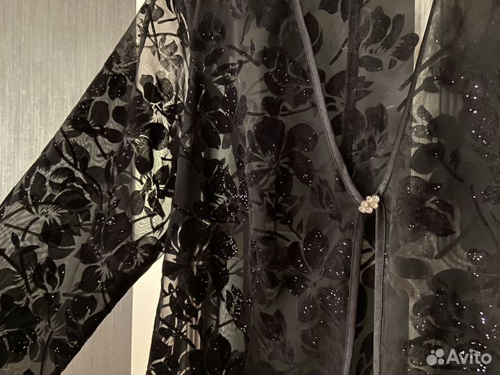 Накидка прозрачная блестящая