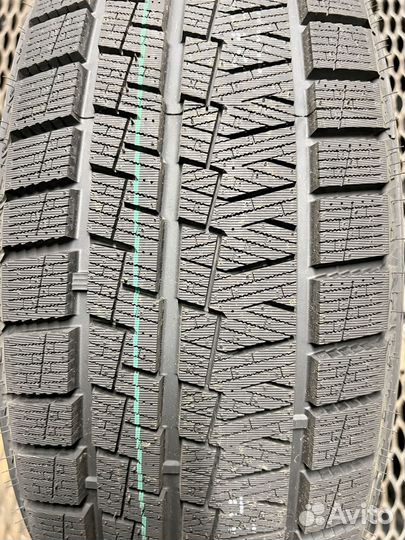 Kapsen SnowShoes AW33 265/60 R18 135U