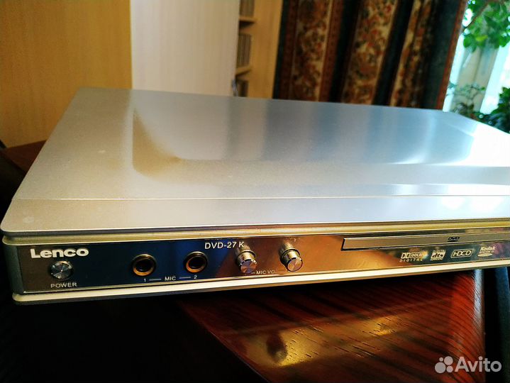 DVD player lenco with karaoke