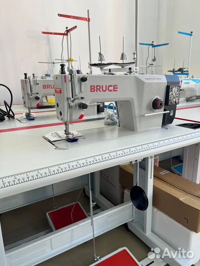 Прямострочка Bruce R1000 автообрез нити