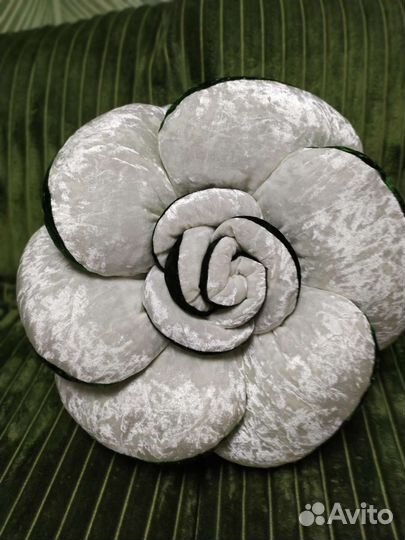 Подушка Роза