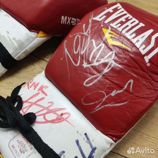 Перчатки боксëрские с автографами Everlast MX