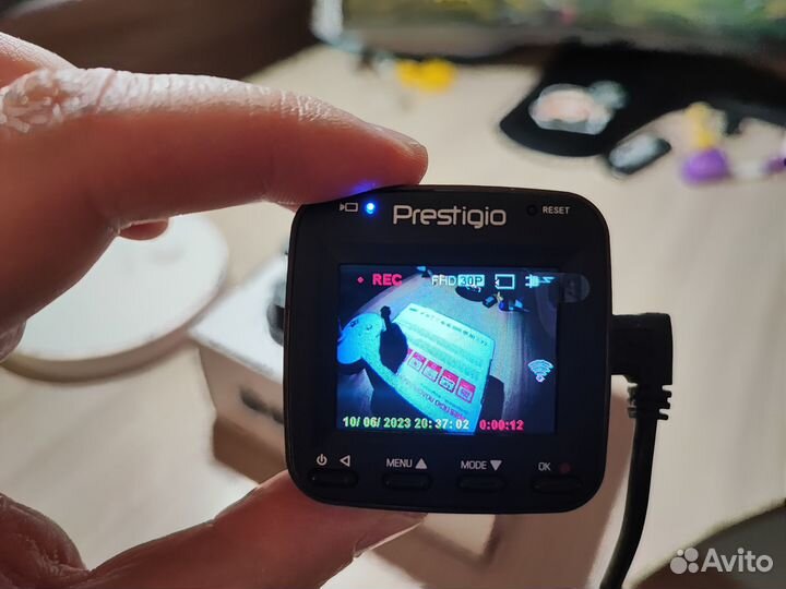 Видеорегистратор Prestigio Roadrunner Cube