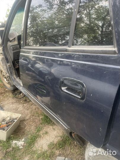 Задняя левая дверь на daewoo nexia n100