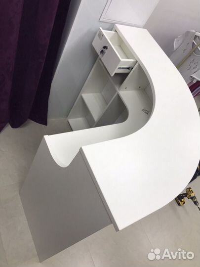 Ресепшен, ресепшн, стойка Администратора с стиле м