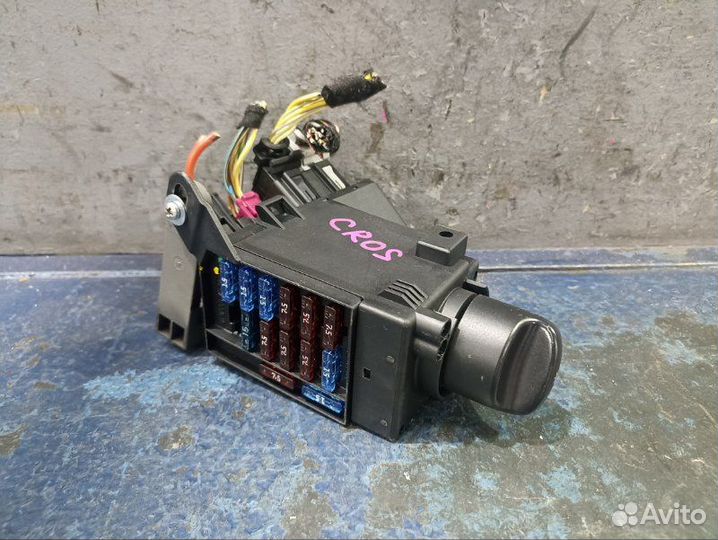 Блок предохранителей Chrysler Crossfire