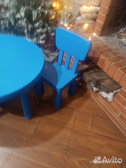 Стол и стулья IKEA mammut