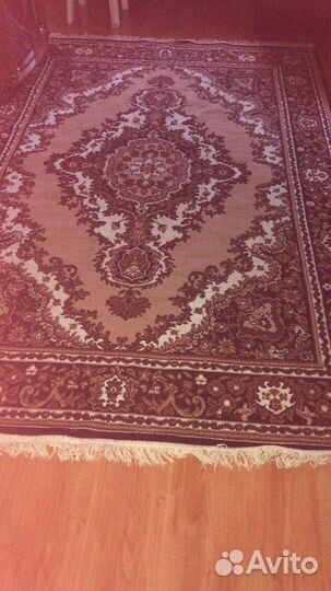 Ковер 275х185см