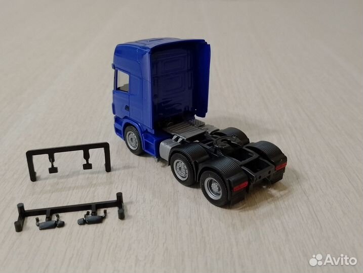 93) Тягач Scania TL R09 трёхосный