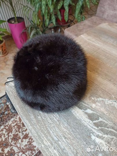 Шапка норковая женская черная