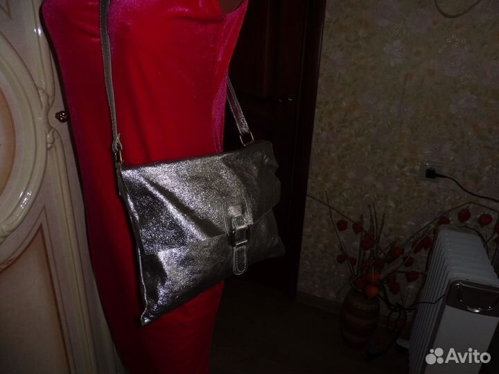 Сумка серебристая,натуральная кожа
