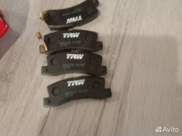 Тормозные колодки toyota camry Задние