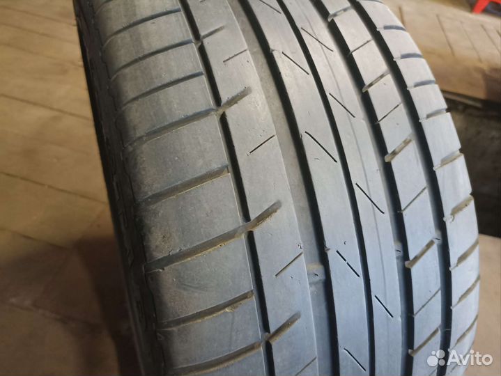 Starmaxx Ultrasport ST760 255/40 R18 99W