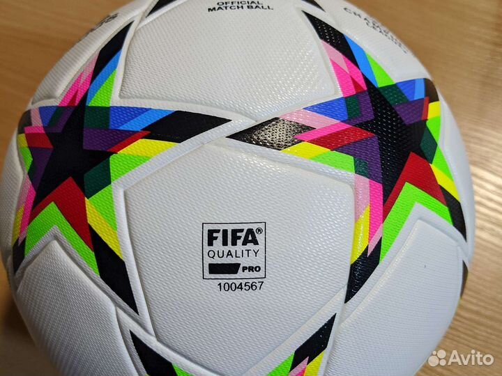 Футбольный мяч Лига Чемпионов 2022