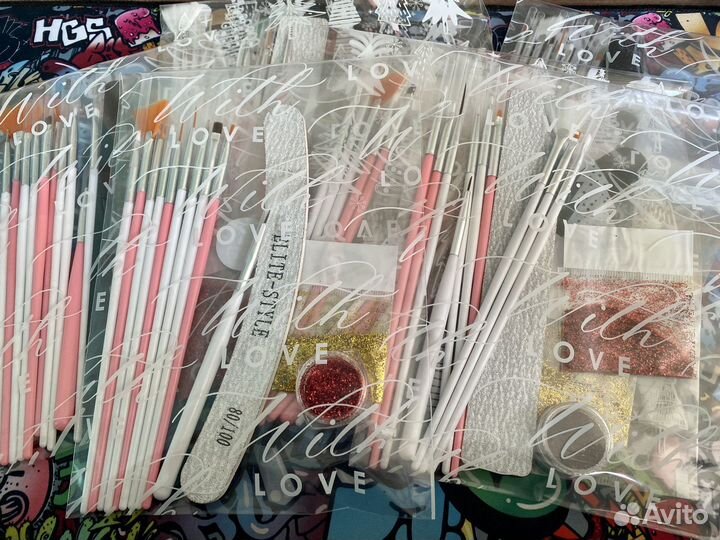 Наборы кистей для маникюра