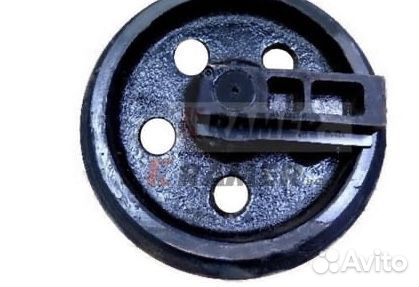 Направляющее колесо schaeff HR32