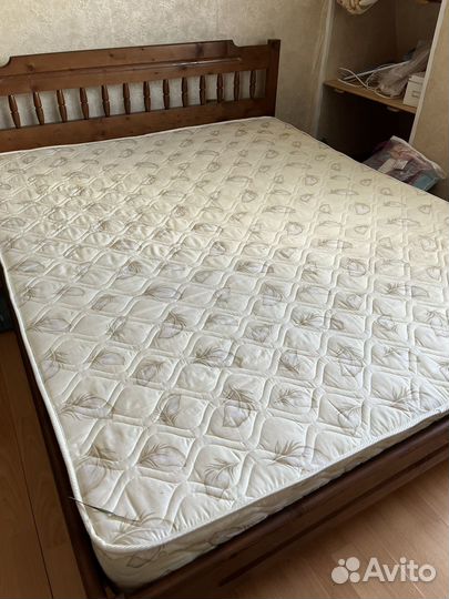 Кровать б/у