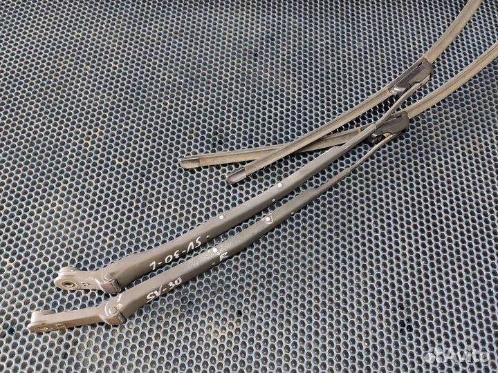 Поводок стеклоочистителя toyota vista v30