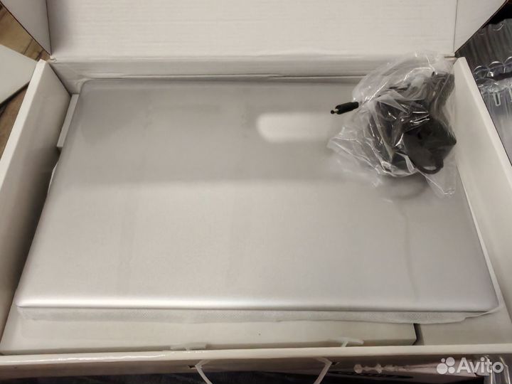 Ноутбук Timio f152g Сеleron N5095 8/256 гб