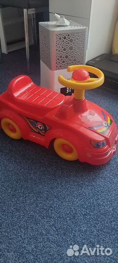 Детская машинка для катания