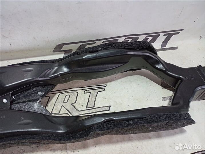 Воздуховод салона задний Audi A6 C7 3.0 CGW 2011