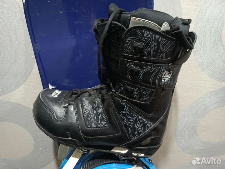 Продам сноуборд, крепления, ботинки
