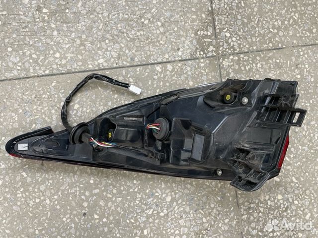 Фонарь задний левый 8156048470