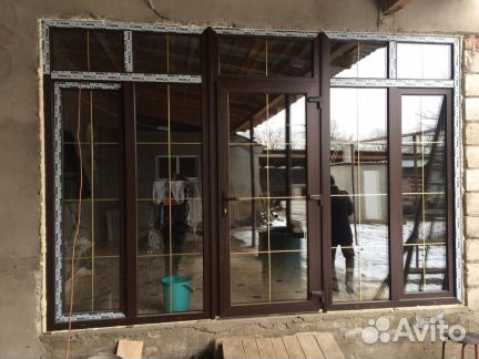 Панорамные окна с дверями из пвх