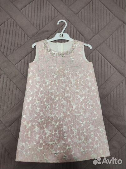 Платья нарядные