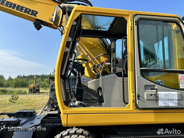 Гусеничный экскаватор Liebherr R 906 Classic Litronic, 2012