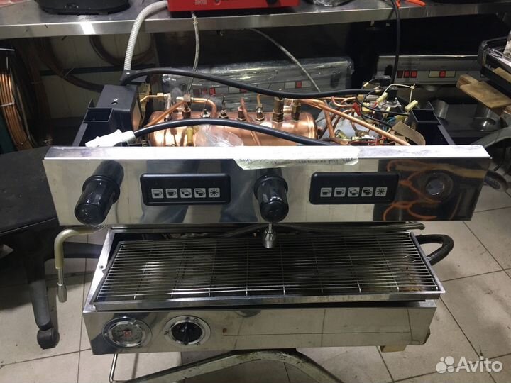 Мастер. Ремонт кофемашин. Чистка и Декальцинация