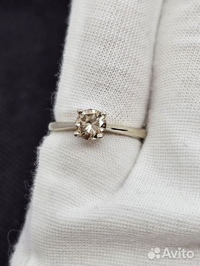 Золотое кольцо с бриллиантом. 585. Новое