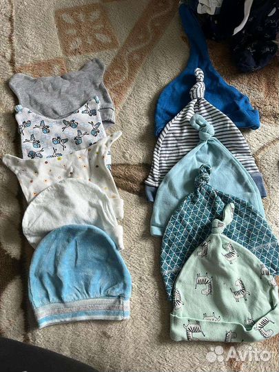 Чепчик для новорожденных. Шапочки. Пинетки