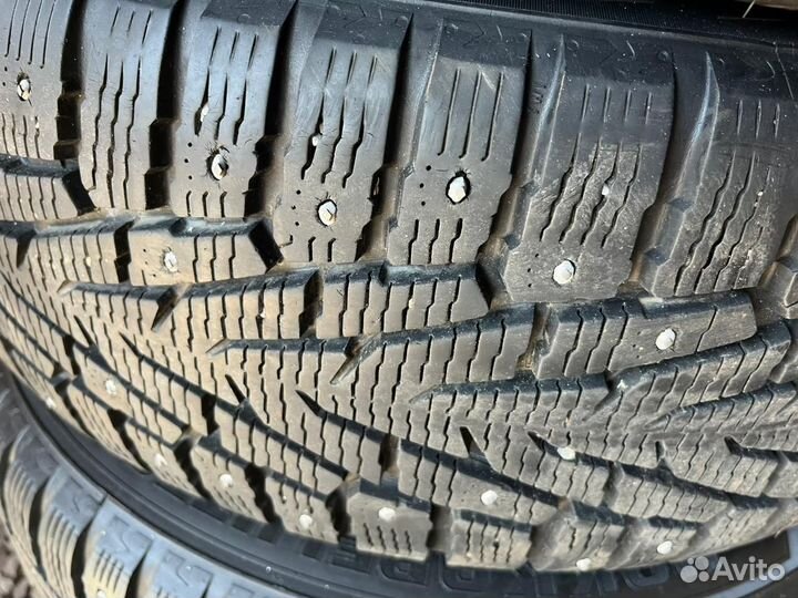 Nokian Tyres Hakkapeliitta 7 SUV 235/60 R18 107T