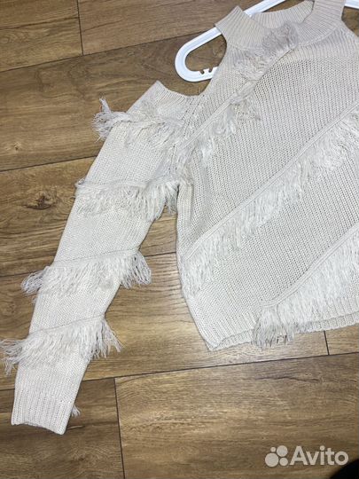 Свитер женский