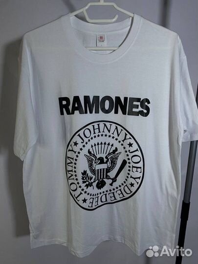 Футболка ramones