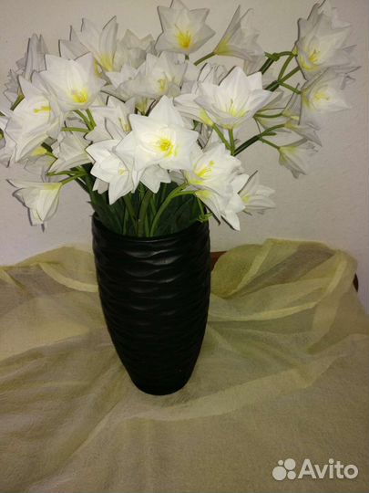 Кашпо -Ваза h- 45 см, лилии, пионы