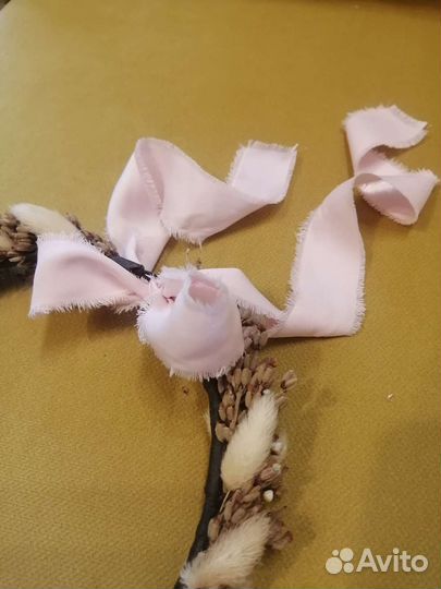 Венок из розовой лаванды с шелковой лентой