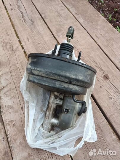 Вакуумный усилитель тормозов Toyota Camry Gracia