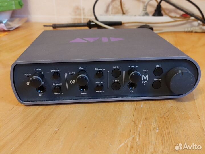 Звуковая карта Avid mbox3