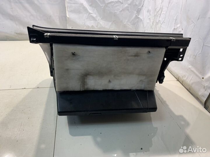 Бардачок (Mercedes-Benz GLE W166)