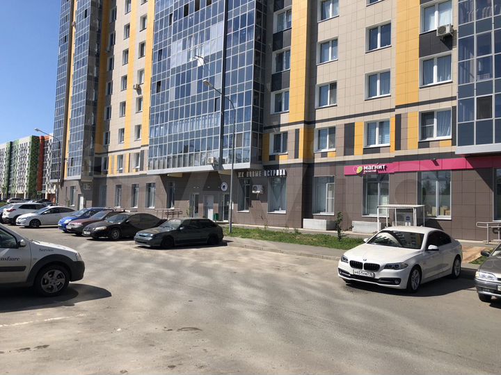 Под пекарню, салон, магазин, фрукты 55 м²