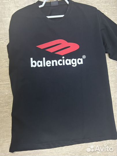 Футболка balenciaga