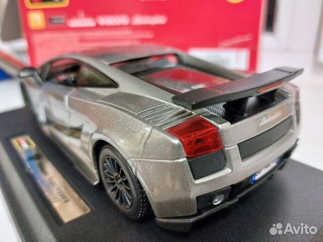 Коллекционная модель Gallardo Superleggera 1:24