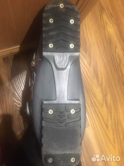 Горнолыжные ботинки