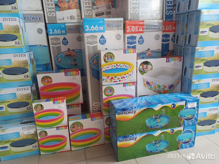 Бассейны разные