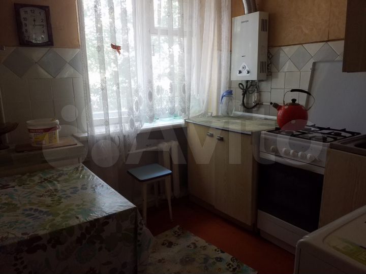 2-к. квартира, 52 м², 3/4 эт.