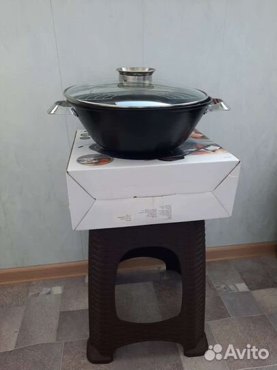 Казан новый 5,6л