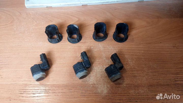 Датчик парктроника задний. Nissan Qashqai J11.2017